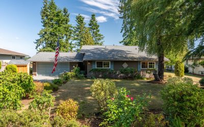 8142 Comox Rd, Blaine